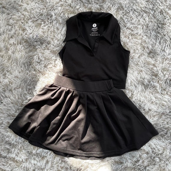 Sporty skort outfit - Picture 1 of 1